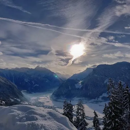 Dağ evi Saibatenhof Hainzenberg