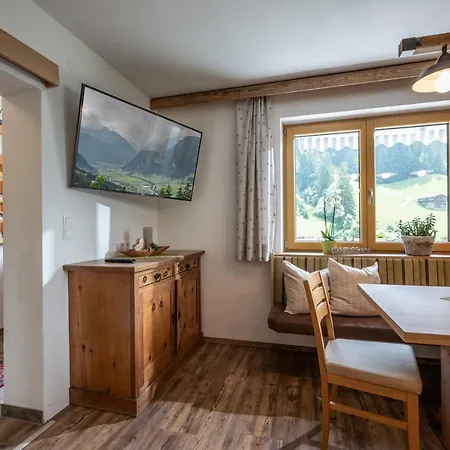 Dağ evi Saibatenhof Hainzenberg