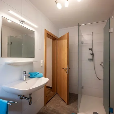 Saibatenhof * هينزنبرغ