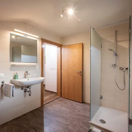 Saibatenhof شاليه